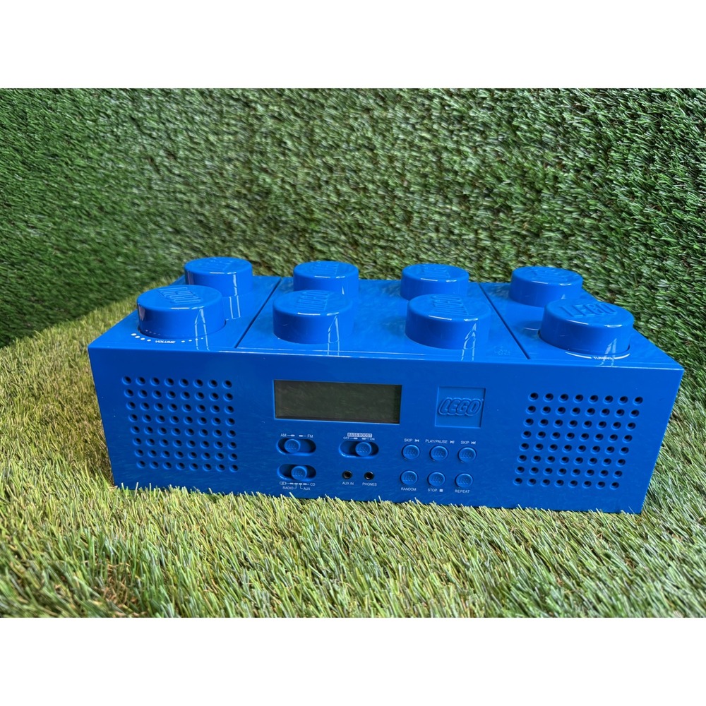 LEGO Blue Brick Portable CD Player AM FM Radio LG11003 Retro Toycore 2010
